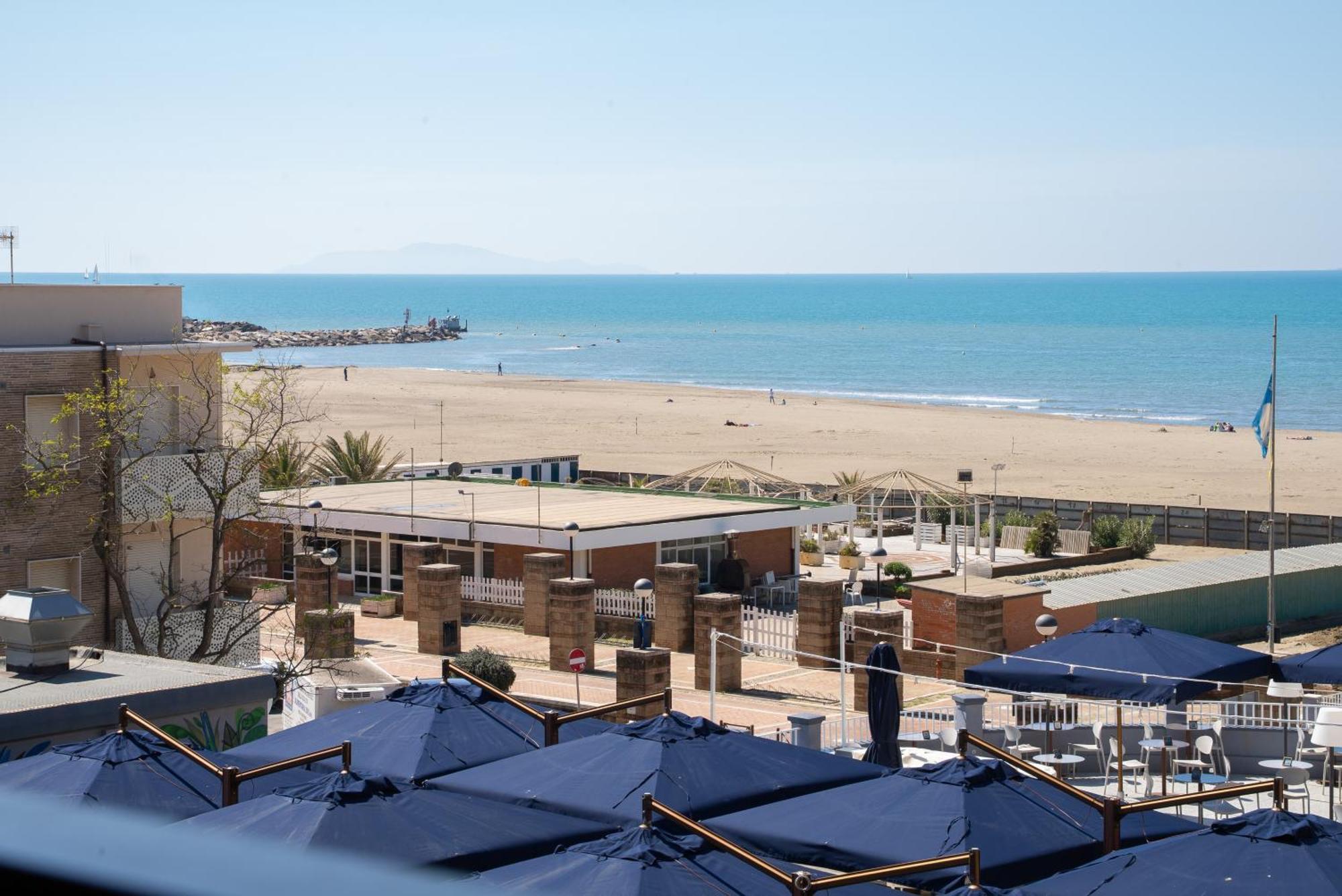 Residence La Rosa Di Nettuno Marina di Grosseto Exterior photo